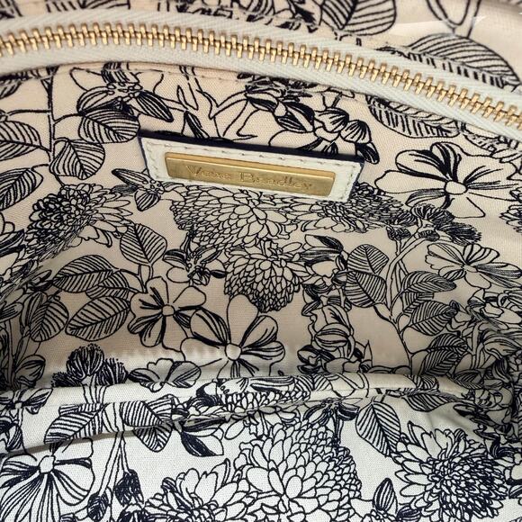 Vera Bradley Cream Pebbled Leather Crossbody Floral Lined Small Bag - Picture 9 of 10